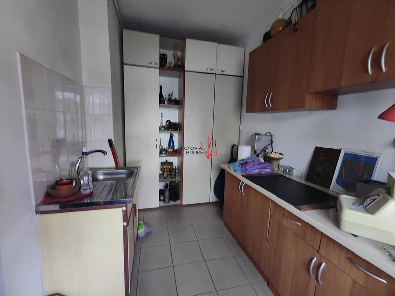 Pantelimon Inchiriere spatiu comercial, Intersectie Sos. Pantelimon cu Bd Ferdinand,